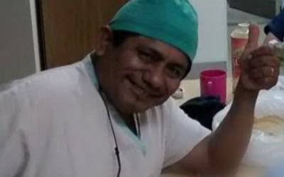 Homenaje en el Hospital de Niños al licenciado en enfermería Gil Yovera
