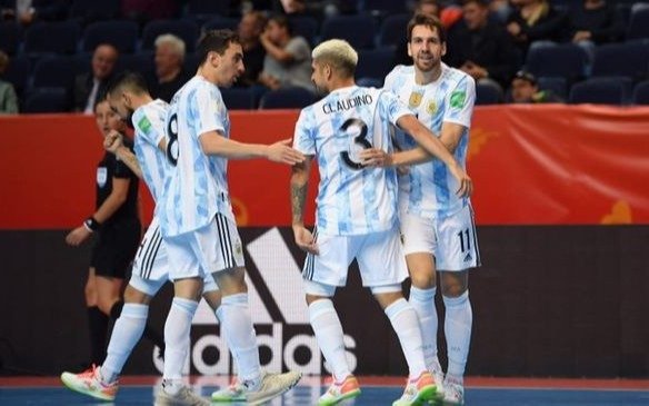 Argentina ya está en octavos en Lituania