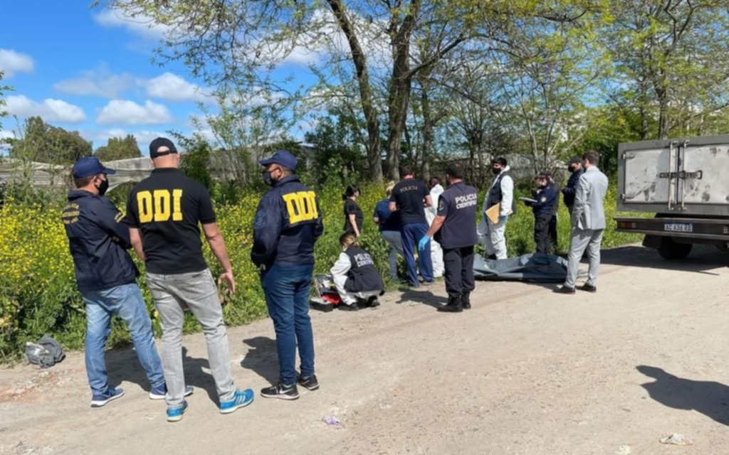Crimen macabro: indagan a los dos detenidos en el barrio San Carlos