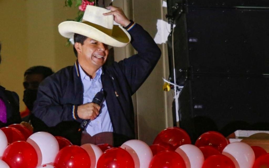 Los cien días de Castillo en Perú