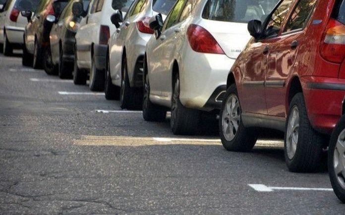 Estacionamiento en la mira: la infracción vial más recurrente en La Plata