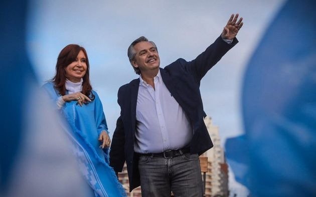 El saludo de Alberto F. y Cristina Kirchner