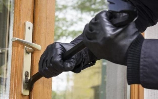 Escruche millonario en una casa de Berisso