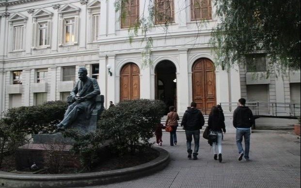 Buscan la presencialidad plena en universidades