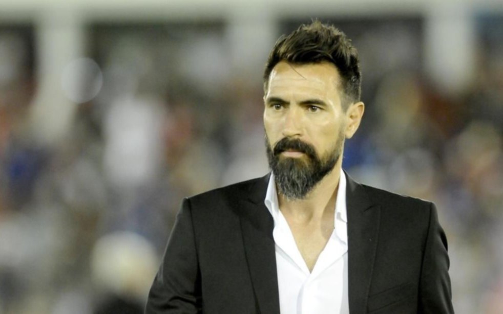 Domínguez llega al Rojo con una lista