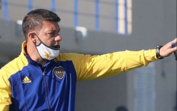 Battaglia recupera soldados en Boca