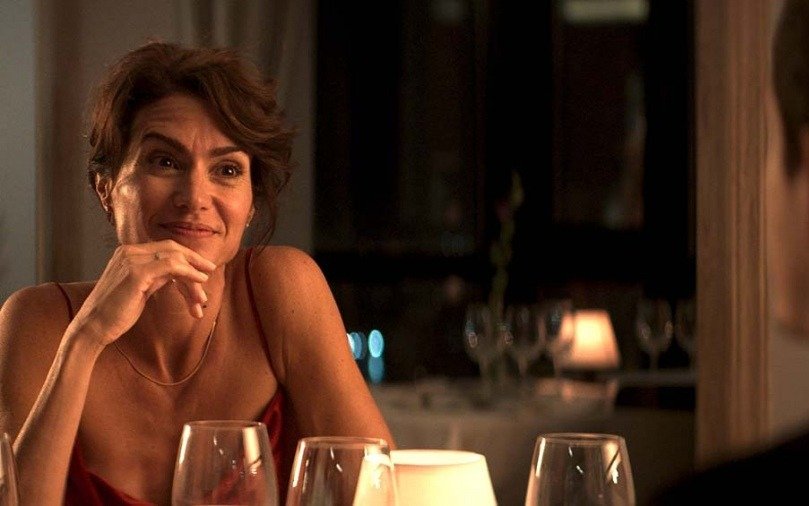 Florencia Raggi: pasa del romance a la comedia negra en “Noche Americana”