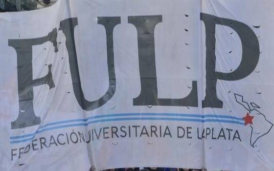 Reclamo de la Federación Universitaria de La Plata por becas y el boleto educativo
