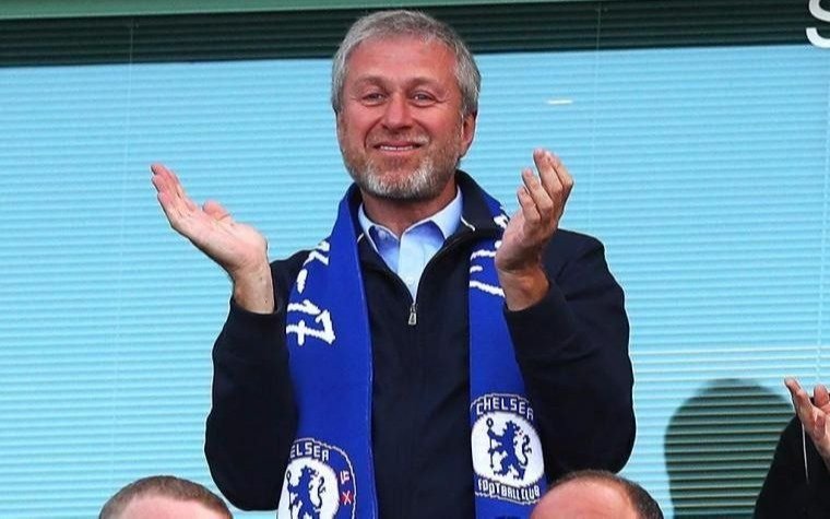 Chelsea, sacudido por el anuncio de venta del ruso Abramovich, ante Burnley