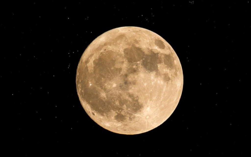 El magnetismo de las fotos tomadas en la Luna