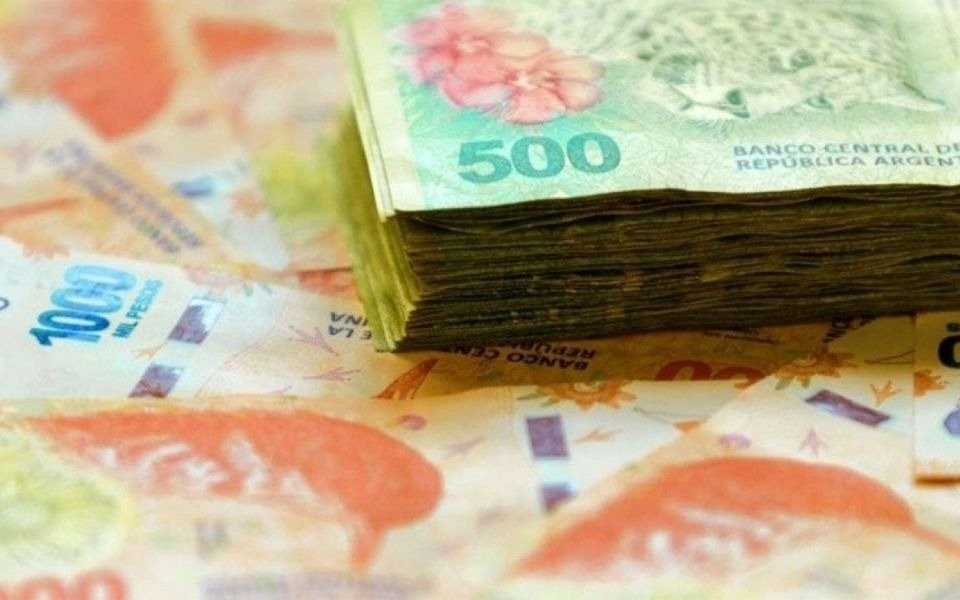 Con la maquinita de emitir andando, la “guerra” contra la inflación está pérdida