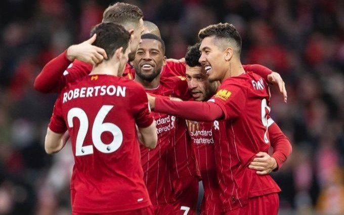 Liverpool sacó una buen ventaja en Portugal