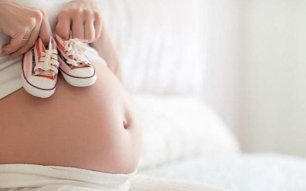 Menos nacimientos: la natalidad cayó al nivel más bajo de la historia
