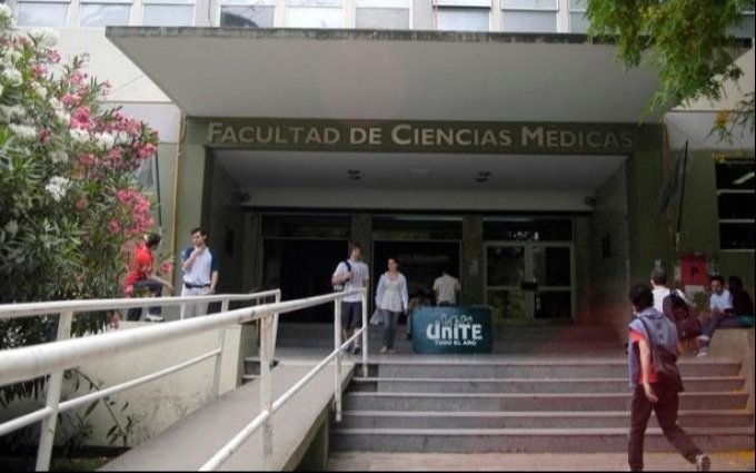 Se complica la elección del decano en Medicina
