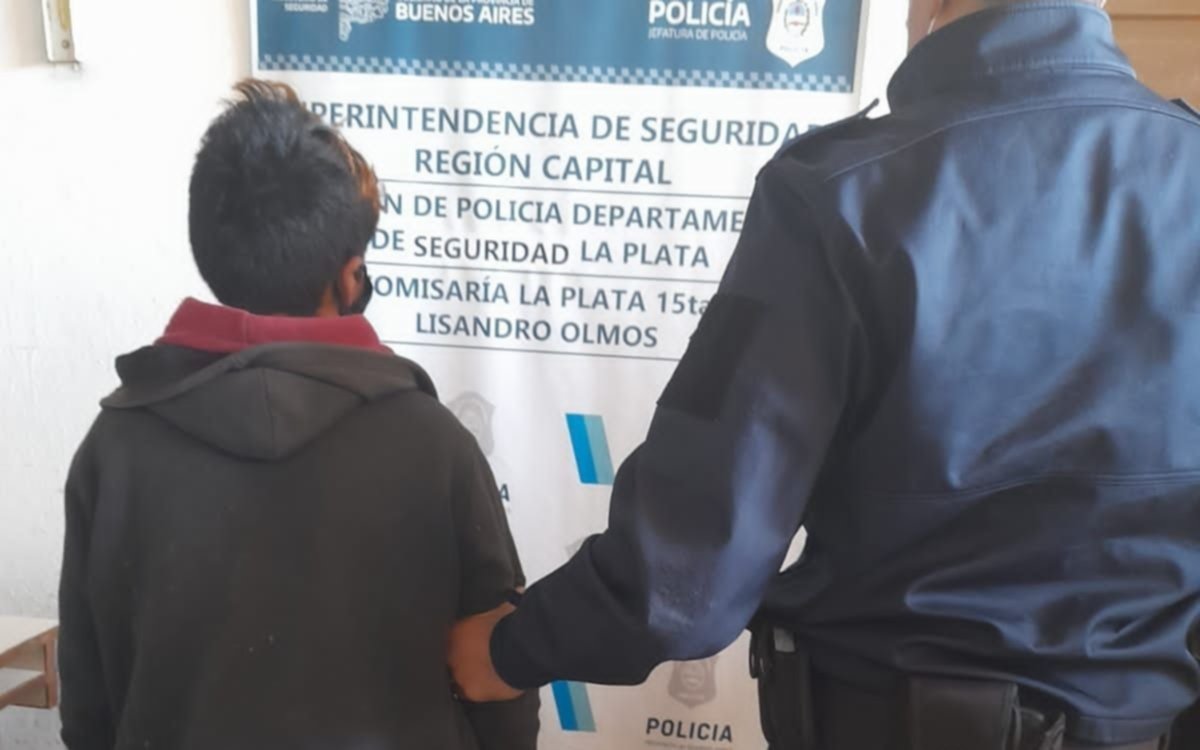 Detuvieron a un menor que manejaba una moto robada