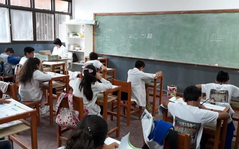 Convocan a un abrazo solidario a la Primaria 59 y Secundaria 54