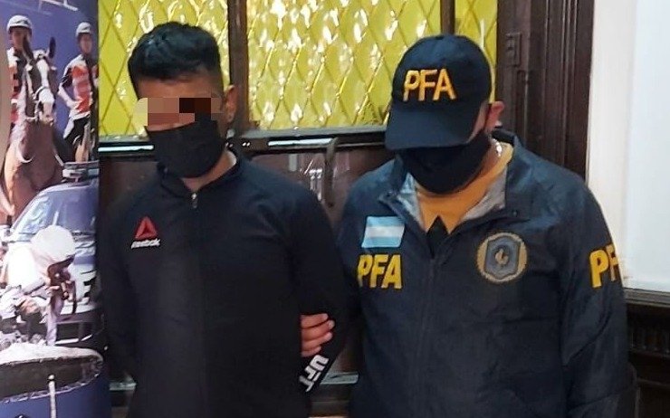 Cayó acusado de abusar de su sobrina “por años”