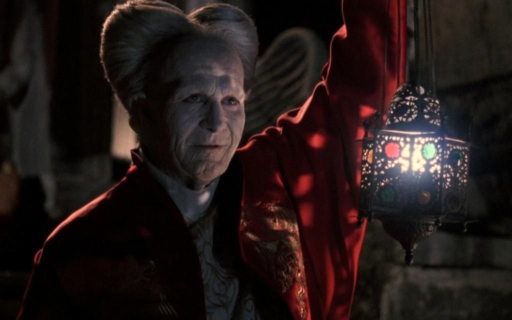Fanáticos del conde Drácula batieron “récord de vampiros”