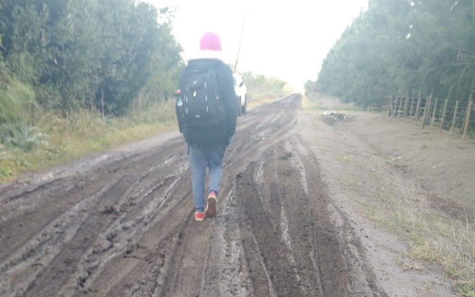 Malestar de vecinos de la zona rural por el mal estado de los caminos de tierra