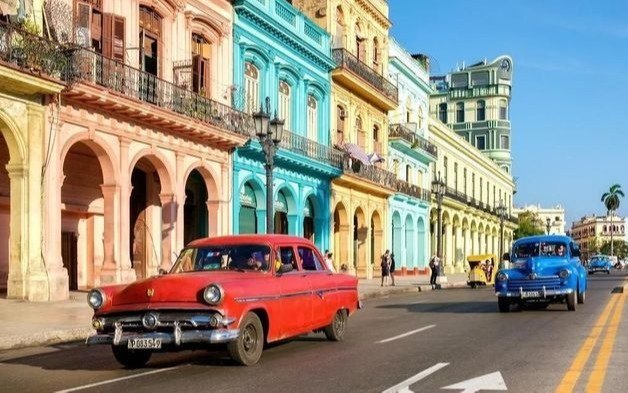 Dos artistas opositores presos, a juicio en Cuba