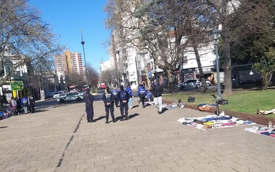 Logró que no “pungueen” a un joven en la zona de 7 y 44
