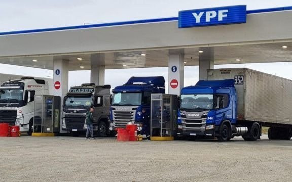 El gasoil, hasta un 60% más caro para los extranjeros