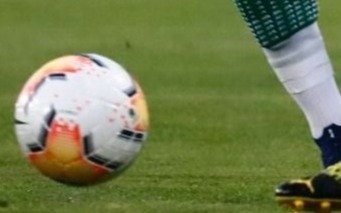 Primer festejo del Rojo, que terminó aguantando