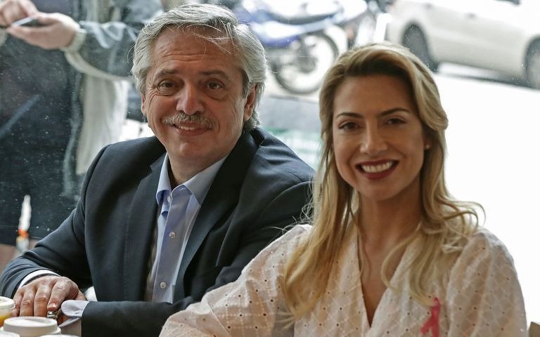 Indagatoria para tres amigas de Fabiola Yáñez