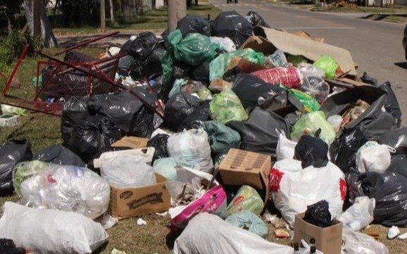 Desborda la basura en Altos de San Lorenzo