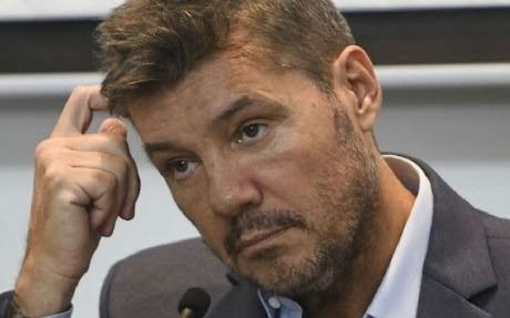 Tinelli suplicó que “cambien el rumbo, vamos directo al iceberg”