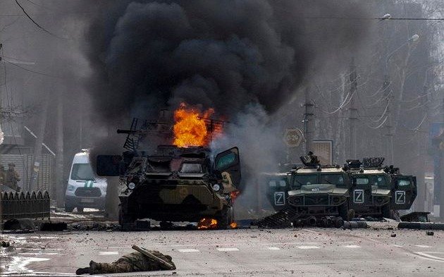 Rusia empuja en cuatro frentes para avanzar a otros dos bastiones de Kiev