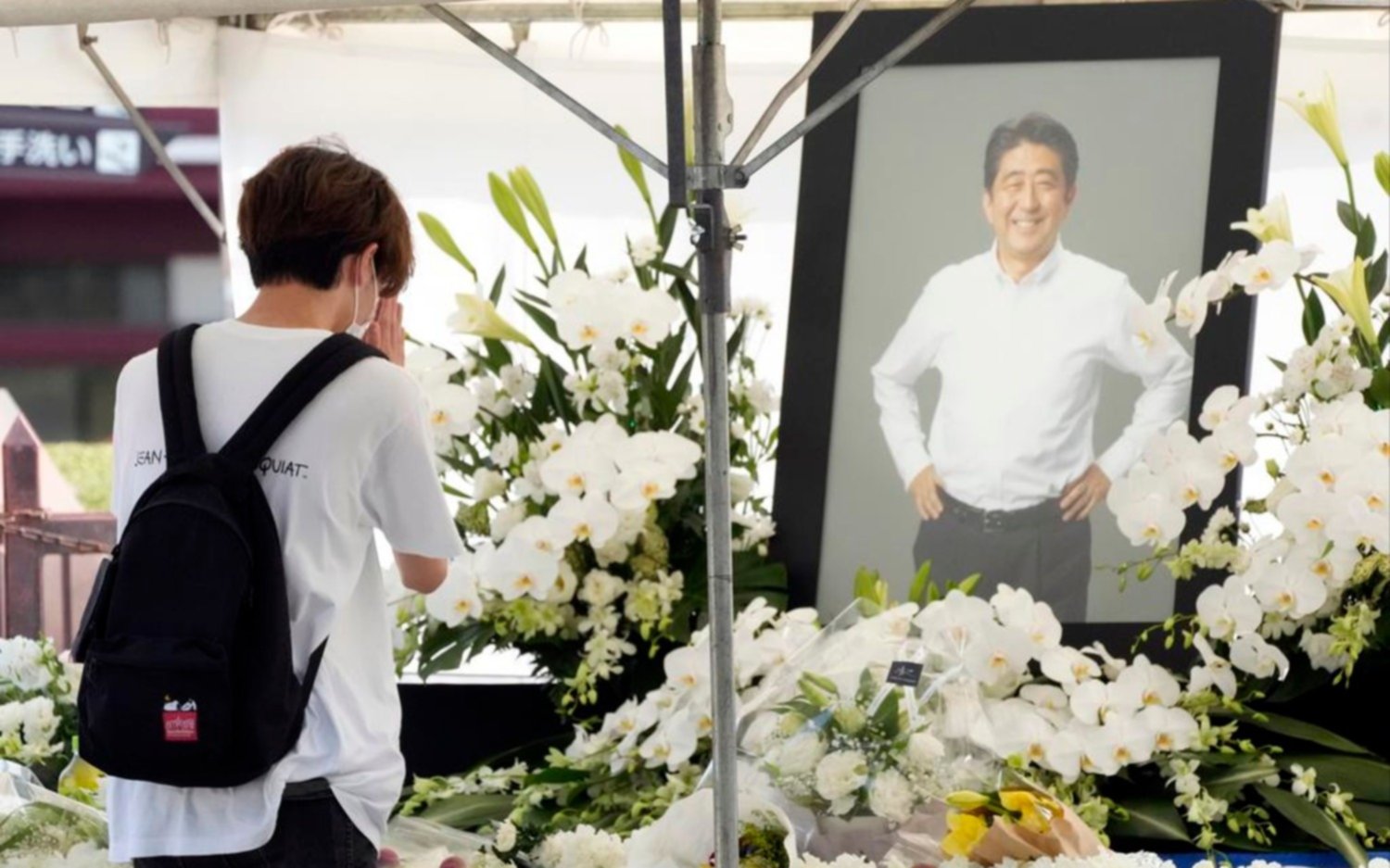 Una multitud despidió en las calles de Japón al asesinado expremier Abe