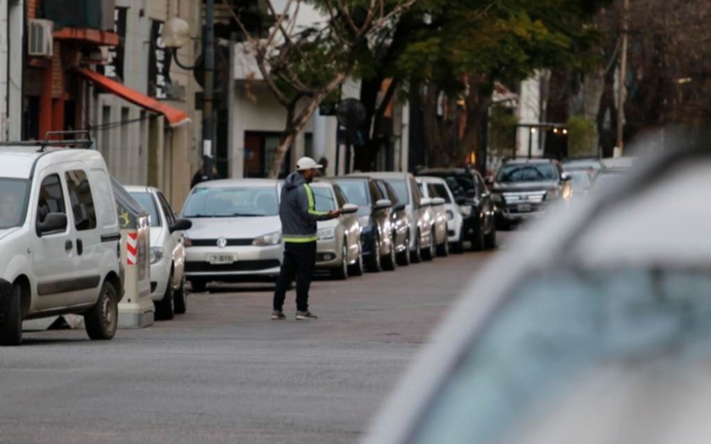 Los “trapitos” y otro grave avance sobre los espacios públicos de la Ciudad