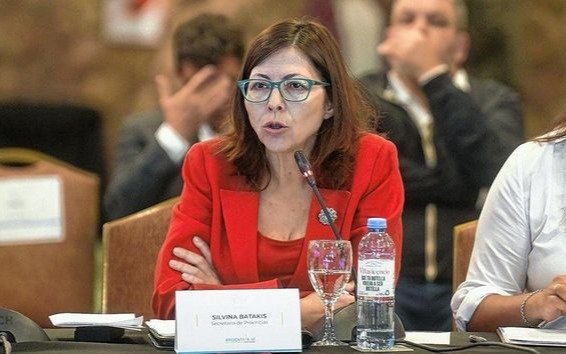 Entre la imprecisión y la necesidad de apoyo político