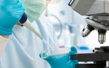 El ginecólogo que engendró 41 hijos