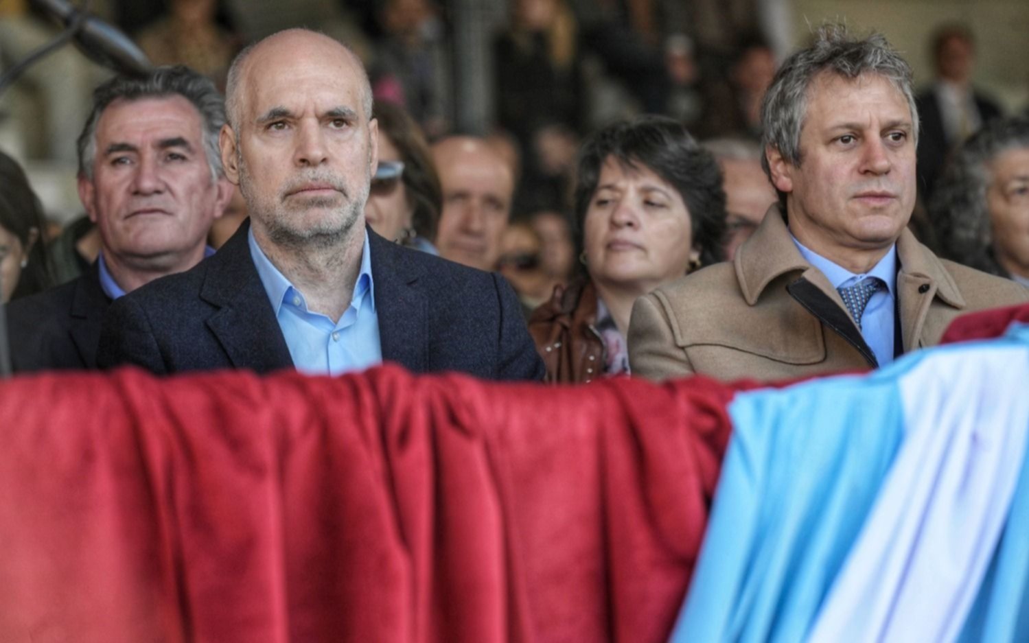 Desde la oposición siguen con el reclamo para definir un “plan”