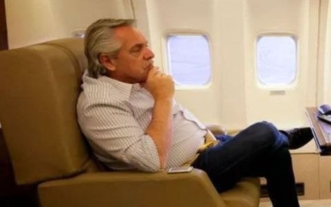 El Presidente participa de la asunción de Petro
