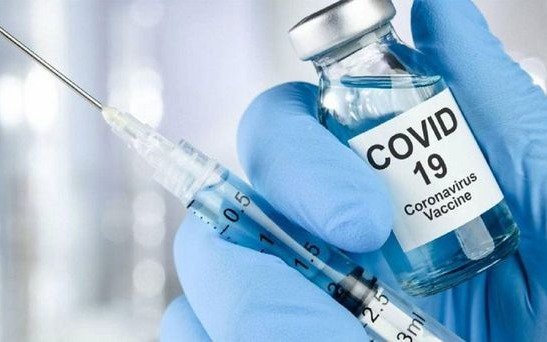 Moderna demanda a Pfizer por plagiar la patente de su vacuna