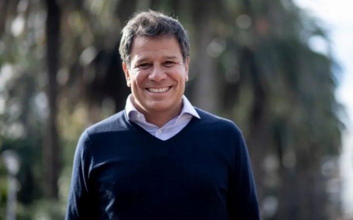 Facundo Manes, en la UNLP y en la plaza Belgrano