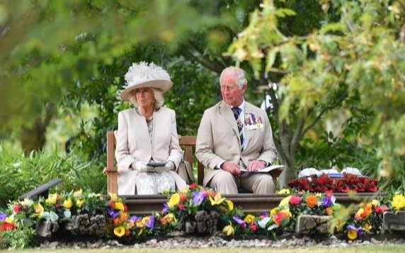Ocurrencias: los infieles más coronados del mundo