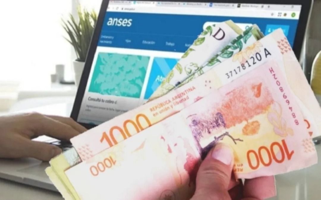 Planes sociales subirían más del 100% en 2023