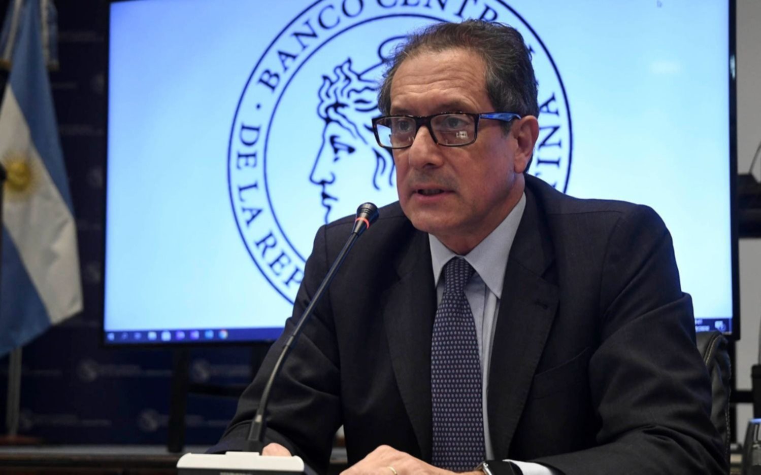 El Gobierno ratificó a Pesce en el Banco Central