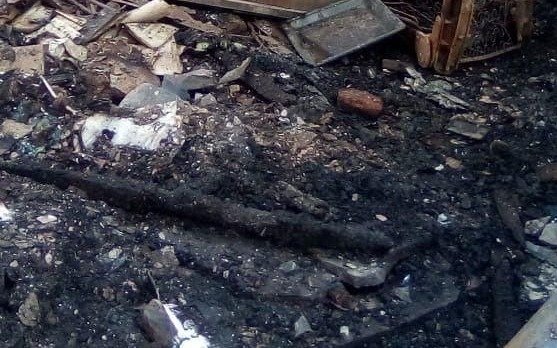 Voraz incendio en una vivienda de Las Quintas
