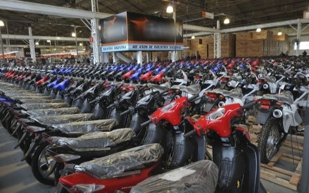 Motos marcha atrás: bajaron las ventas mensuales