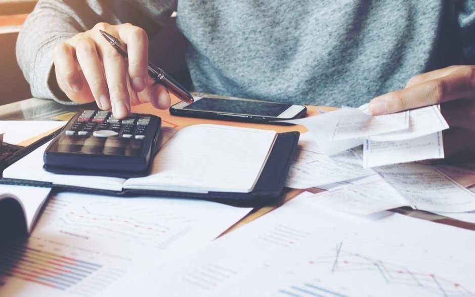 El FMI pide tarifas más caras y menos gasto social