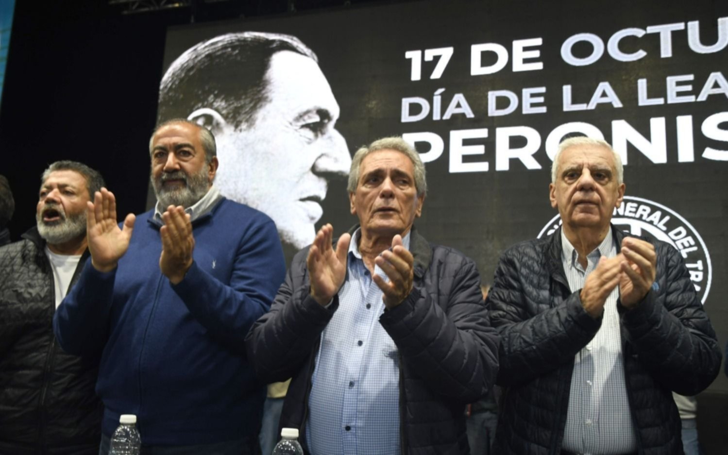 La búsqueda de mayor espacio político en medio de la crisis y la interna