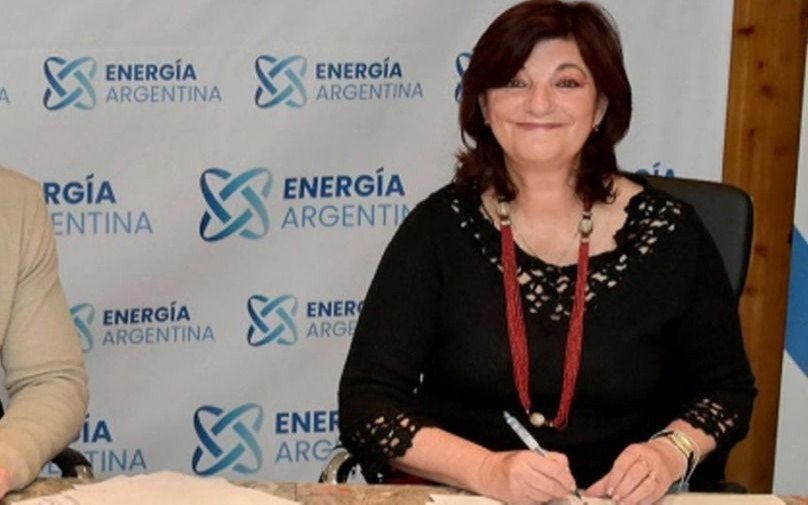 Kelly Olmos contra Camioneros, por el reclamo salarial y los bloqueos