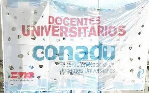 Firmaron el acuerdo por aumento a universitarios