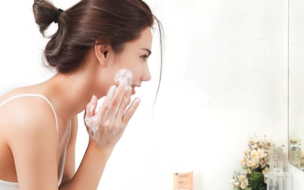 Combatir y prevenir las manchas del rostro