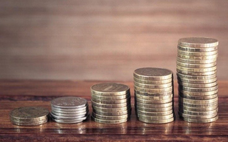 Un economista filo K cree que habrá que devaluar el peso un 50%